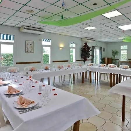 Le Sorbier 3* Razac-sur-lʼIsle